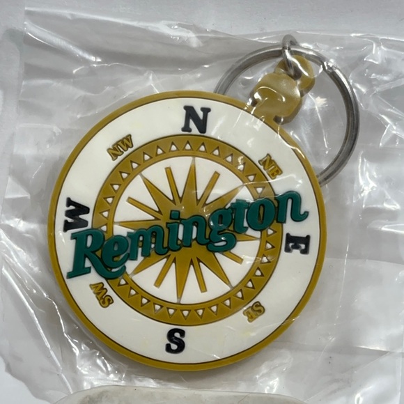 Remington Rubber Compass Design Keychain Christmas Gift Dad Stocking Stuffer Him - Picture 1 of 2